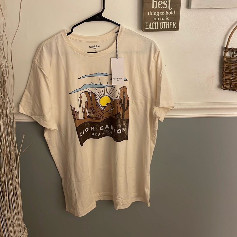Good fellow t shirt